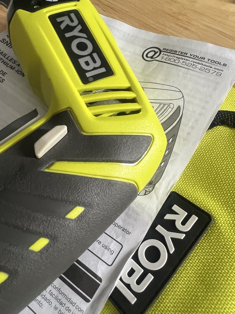 RYOBI TEK4 MC100L 4V Cordless Scissors Snips **EXCELLENT CONDITION** Bare Tool