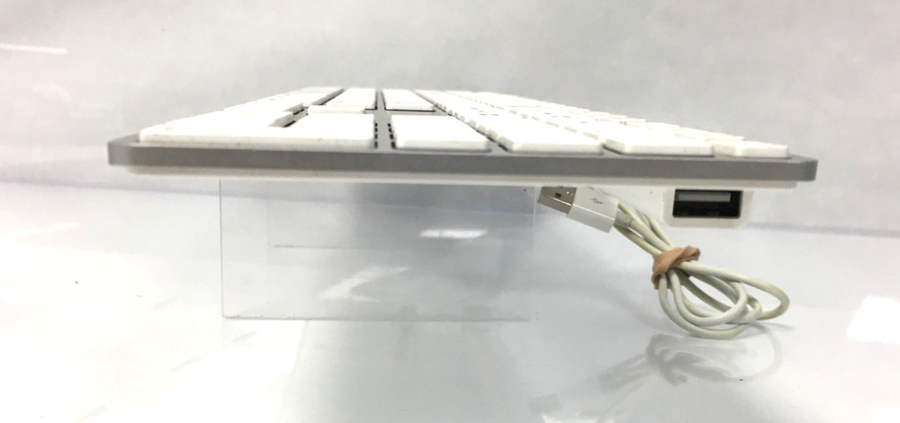 Apple A1243 Wired USB Keyboard Fully Functional #13 AS-IS