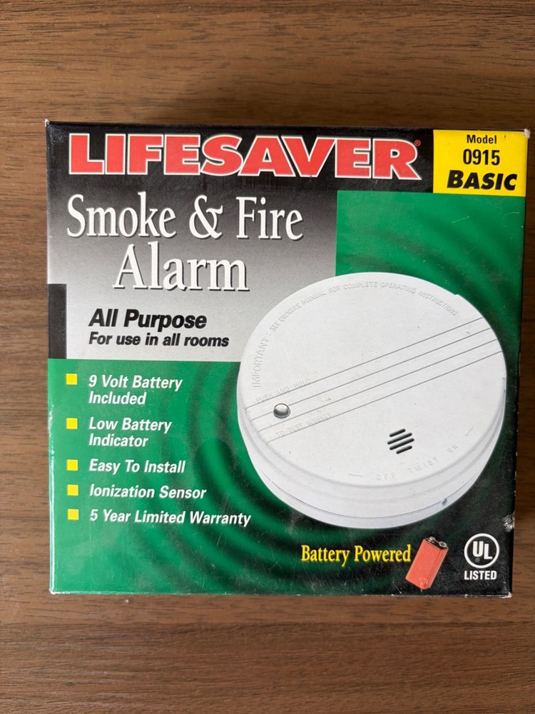 Kidde Lifesaver Smoke/Fire Alarm Model #0915 Basic Battery Powered