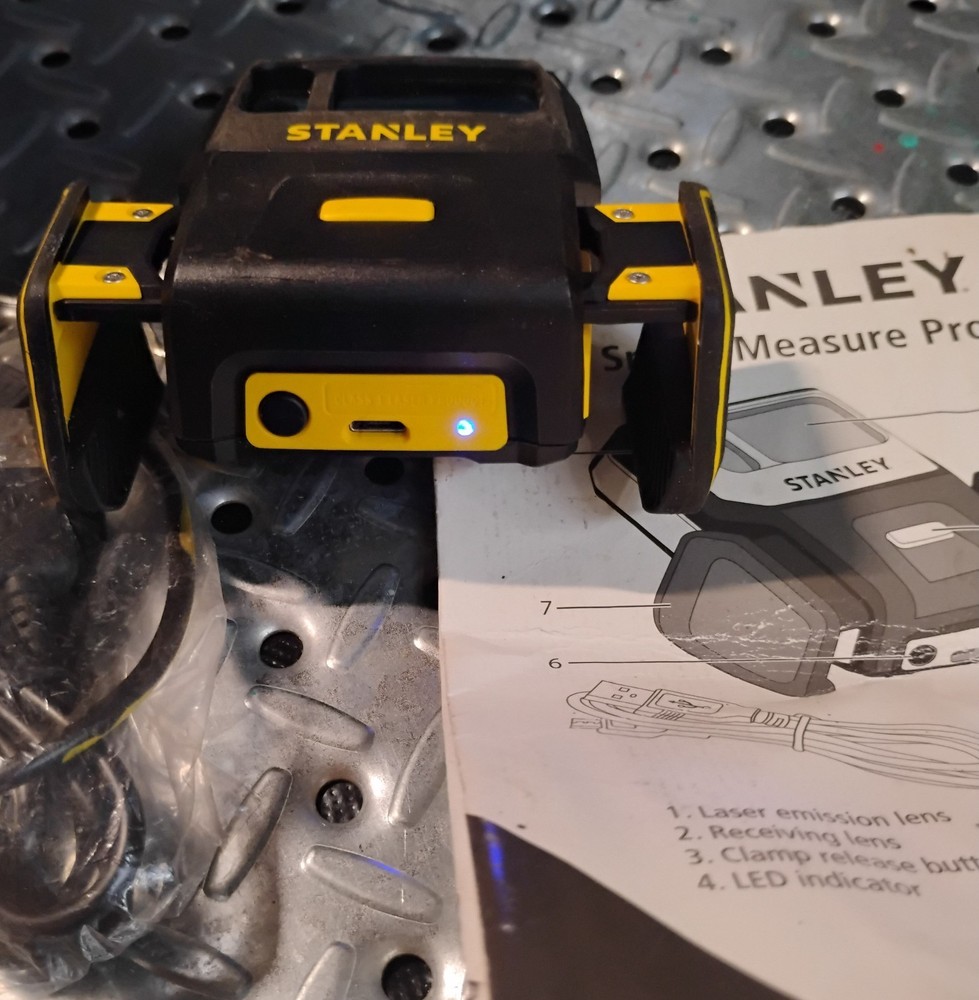 STANLEY Smart Tech Digital Measure Device Bluetooth Smart Measure PRO STHT77366