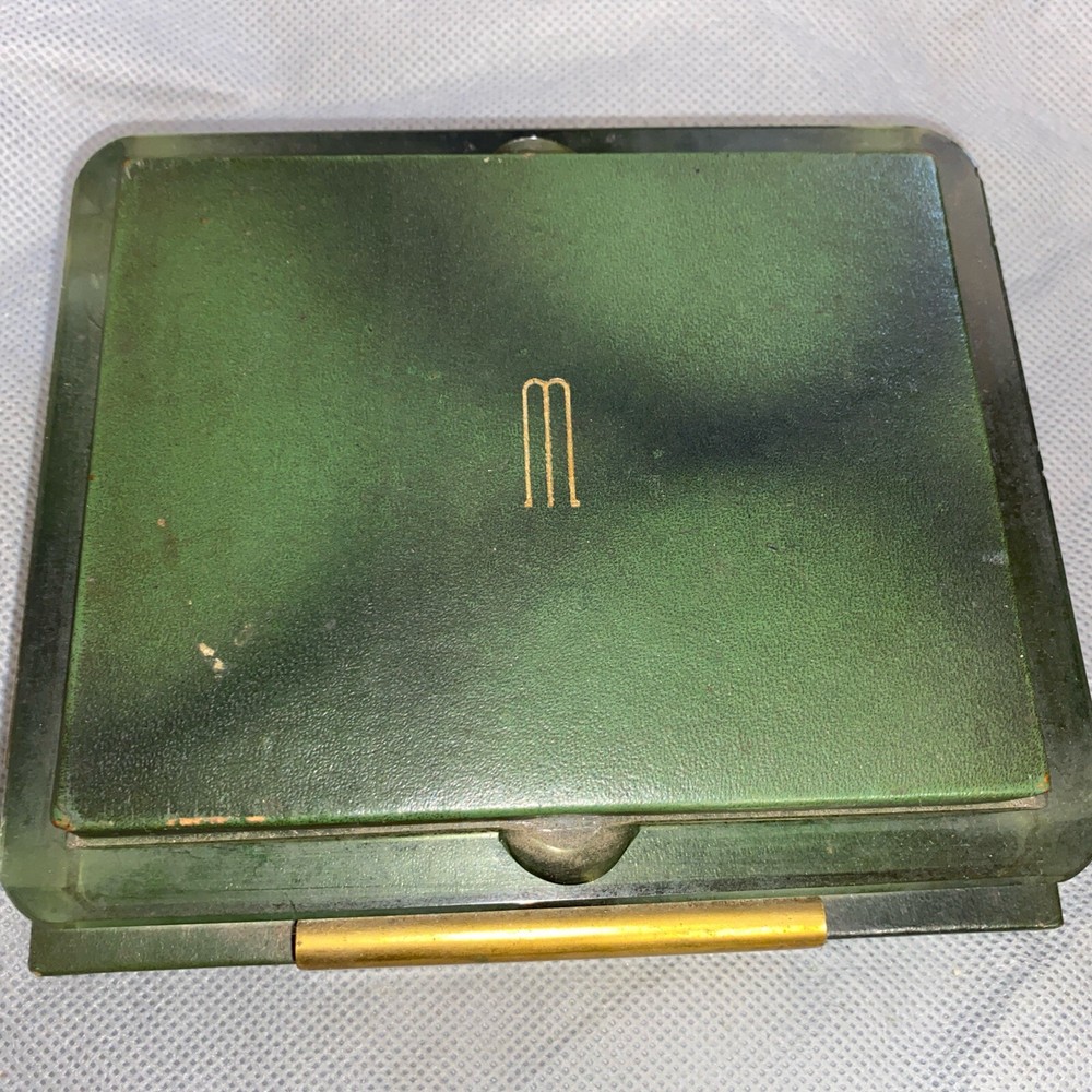 Vintage Art Deco Cigarettes Box