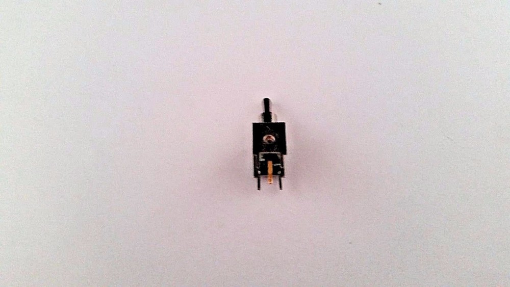 ALCO SWITCH TT11EG-PCV-2 SPDT ON-OFF-ON .4A @ 20VDC TINY TOGGLE HANDLE PC MOUNT