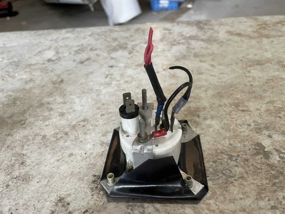 1958 Cessna 182 A VDO Volt Meter Voltage Voltmeter