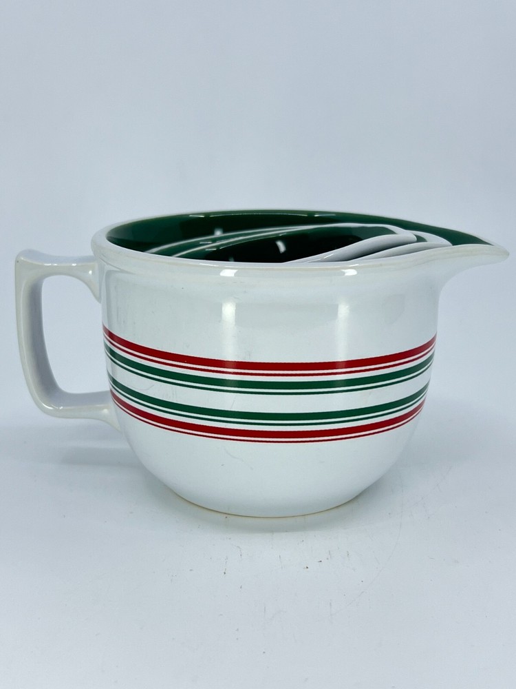 3pc Chantal Measuring Cups Nesting Bowls Stackable Striped 1 cup, .5 cup 1/4 cup