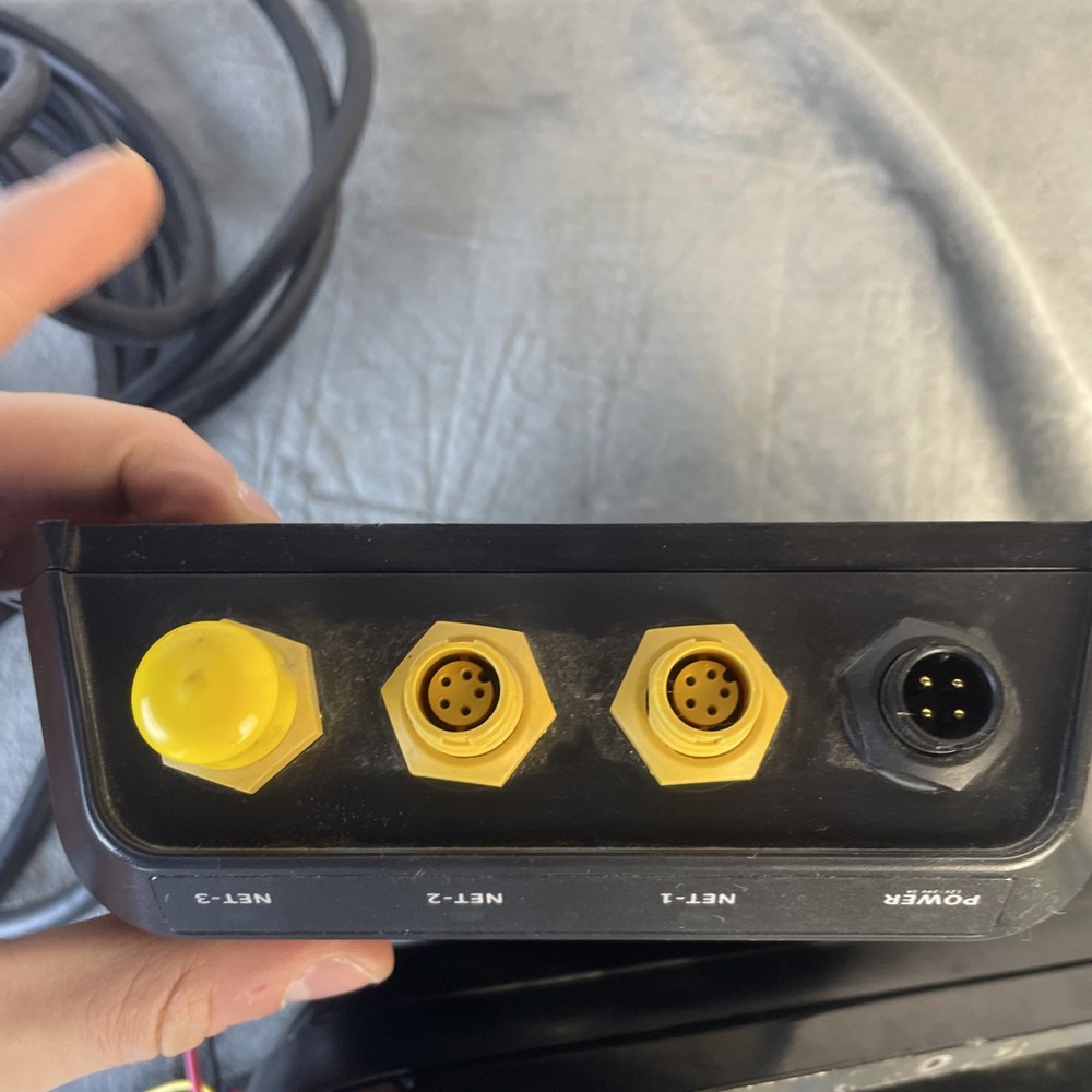 Lowrance/Simrad 3D Structurescan With FA XDCR-DSS3D IMP Transducer