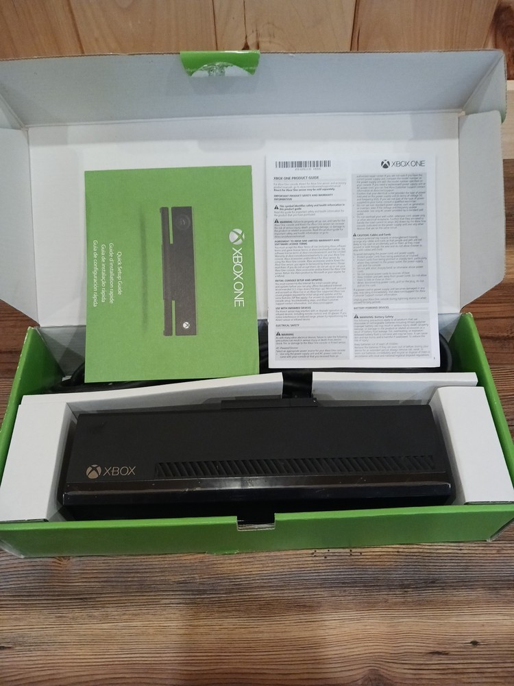 XBOX ONE KINECT SENSOR GT3-00002 OPEN BOX NEVER USED