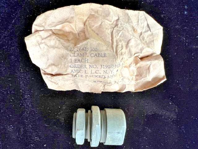 WW2 Radio FT-237 base Tank Command Car Power Cable Clamp/Bulkhead Fitting