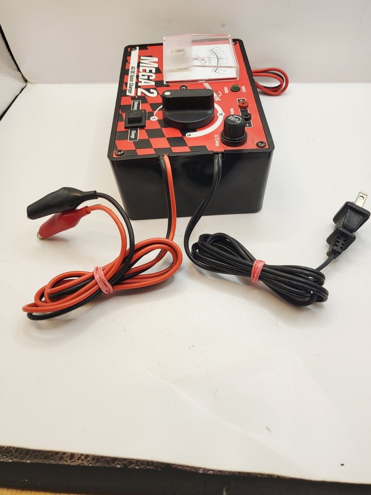 Dynamite Mega 2 AC/DC Quick Charger