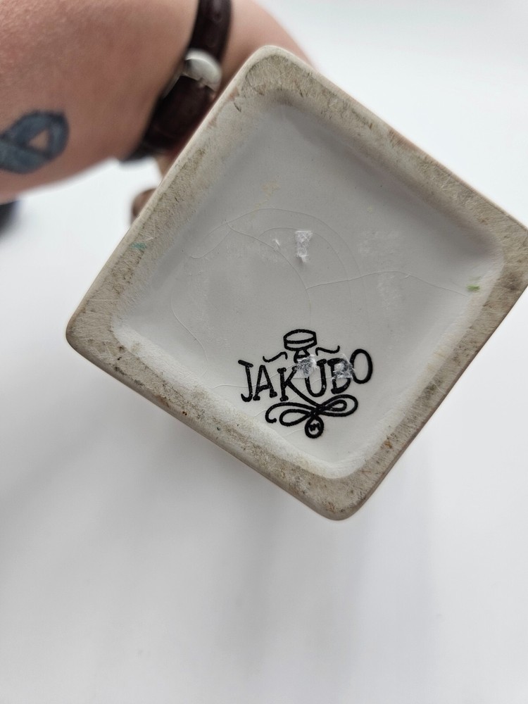 VTG. Jakuba Small Ceramic Vase