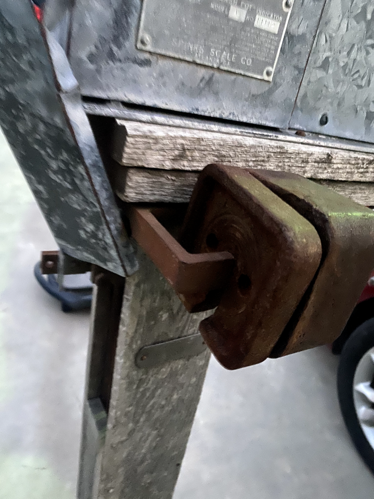 Vintage Howe Platform Scale Spinks Scale Co Antique General Store