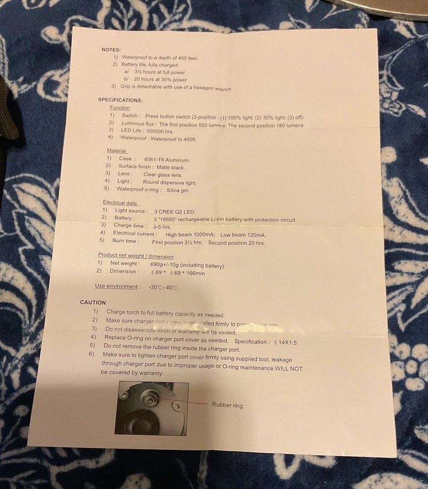 Intova Supernova Waterproof Deep Divers Torch