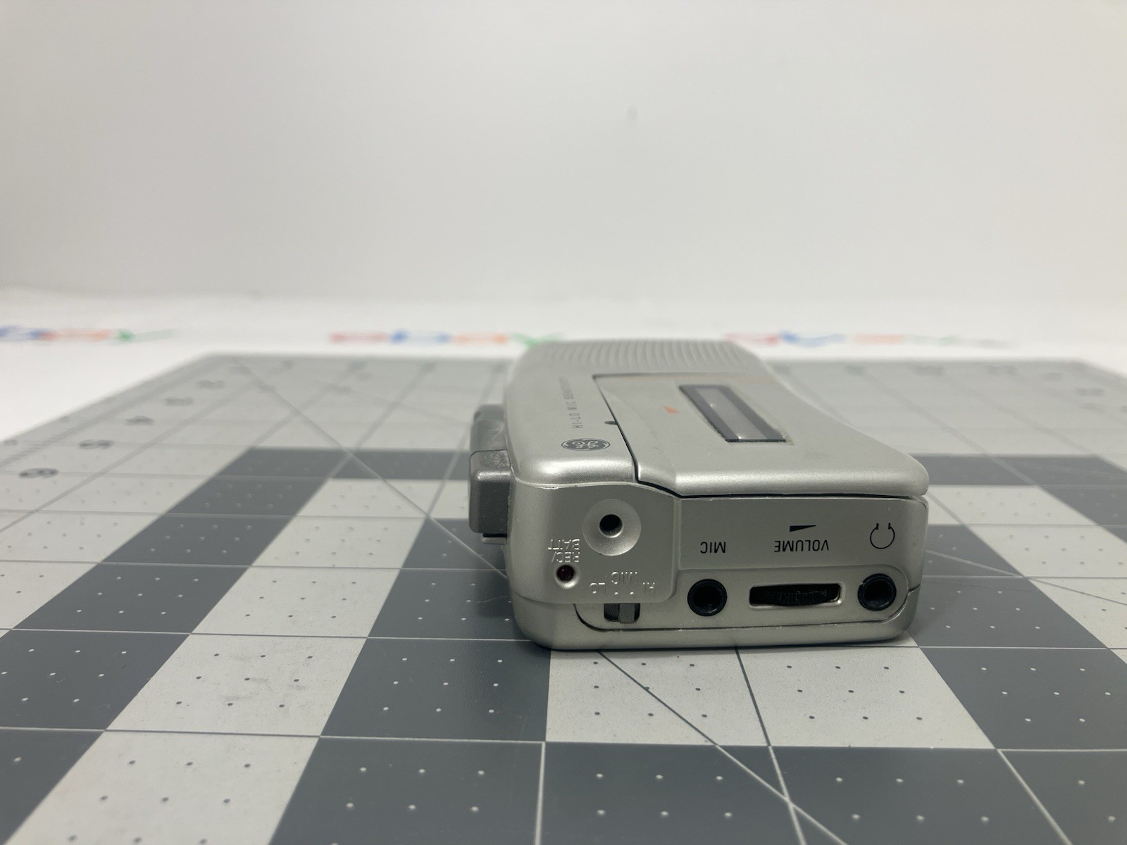 General Electric 3-5373A Micro Cassette Voice Recorder With 3 Tapes Tested