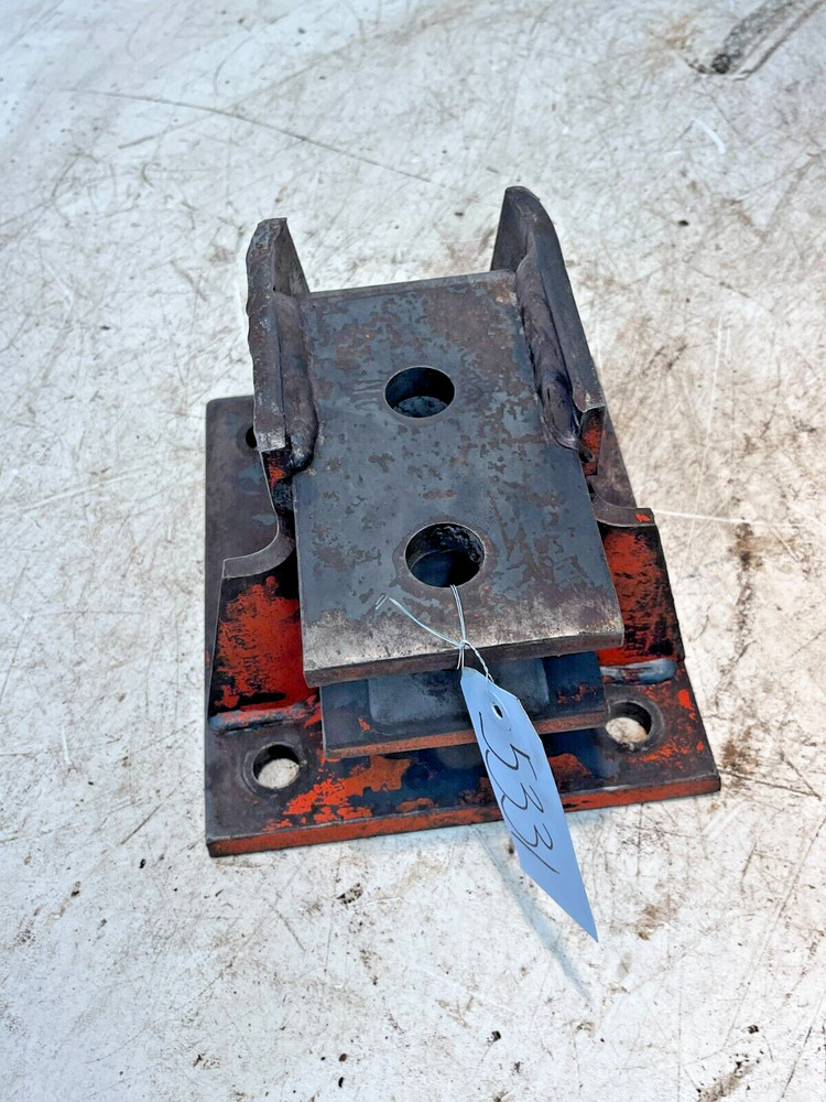 1983 Case 2090 Tractor Hitch Drawbar Anchor Bracket