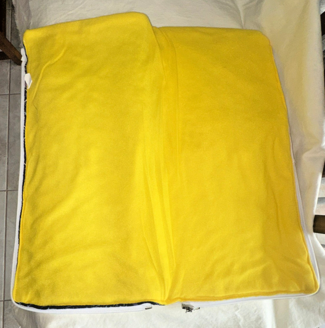 Jurassic Park Store Sample Display Sleeping Bag 9 1/2 X 18 1/2