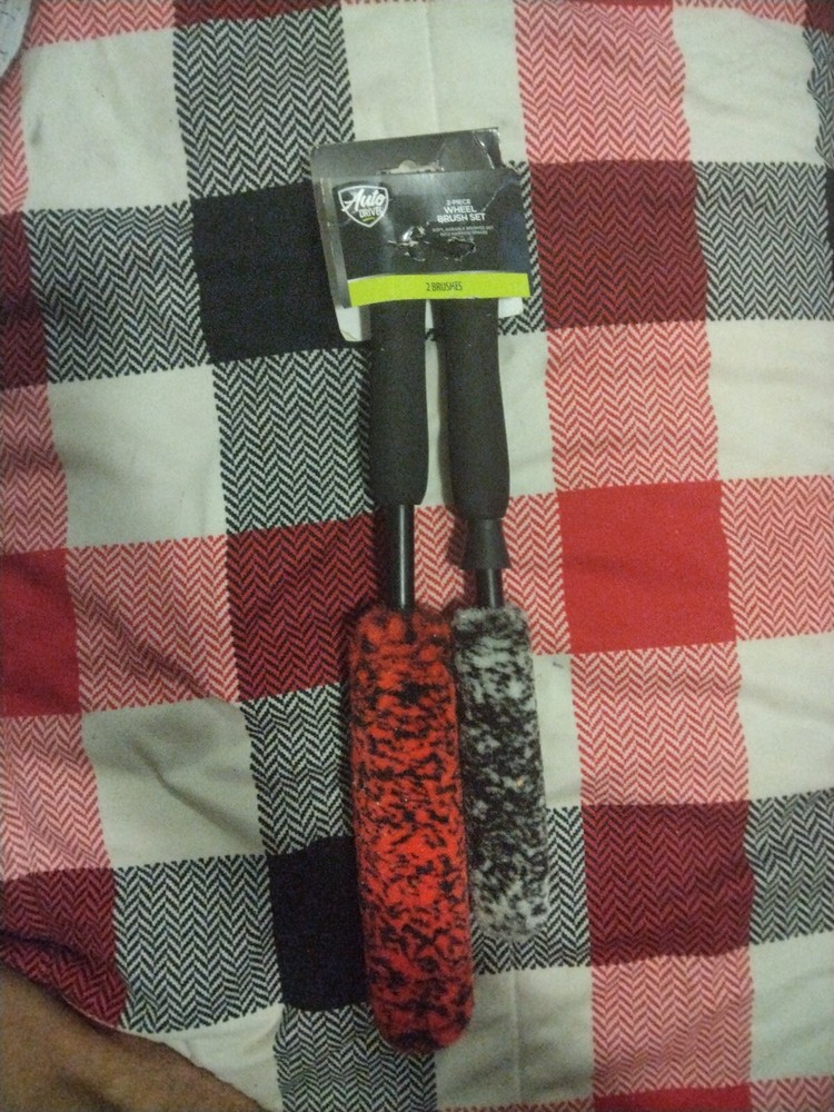 Auto Drive 2-piece wheel brush set