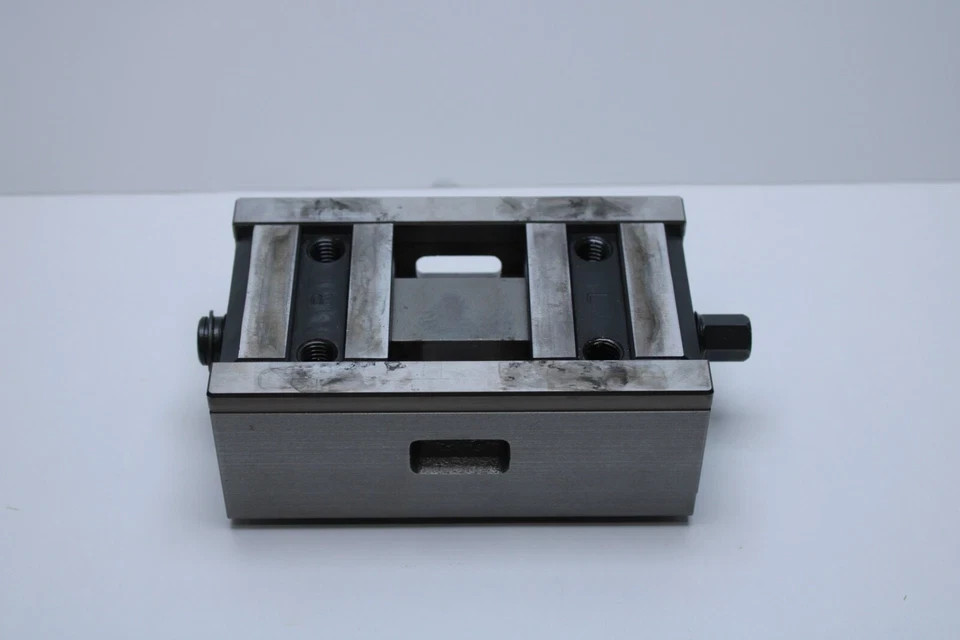 USED SCHUNK GRESSEL KONTEC KSC80 VISE ~NO JAW~