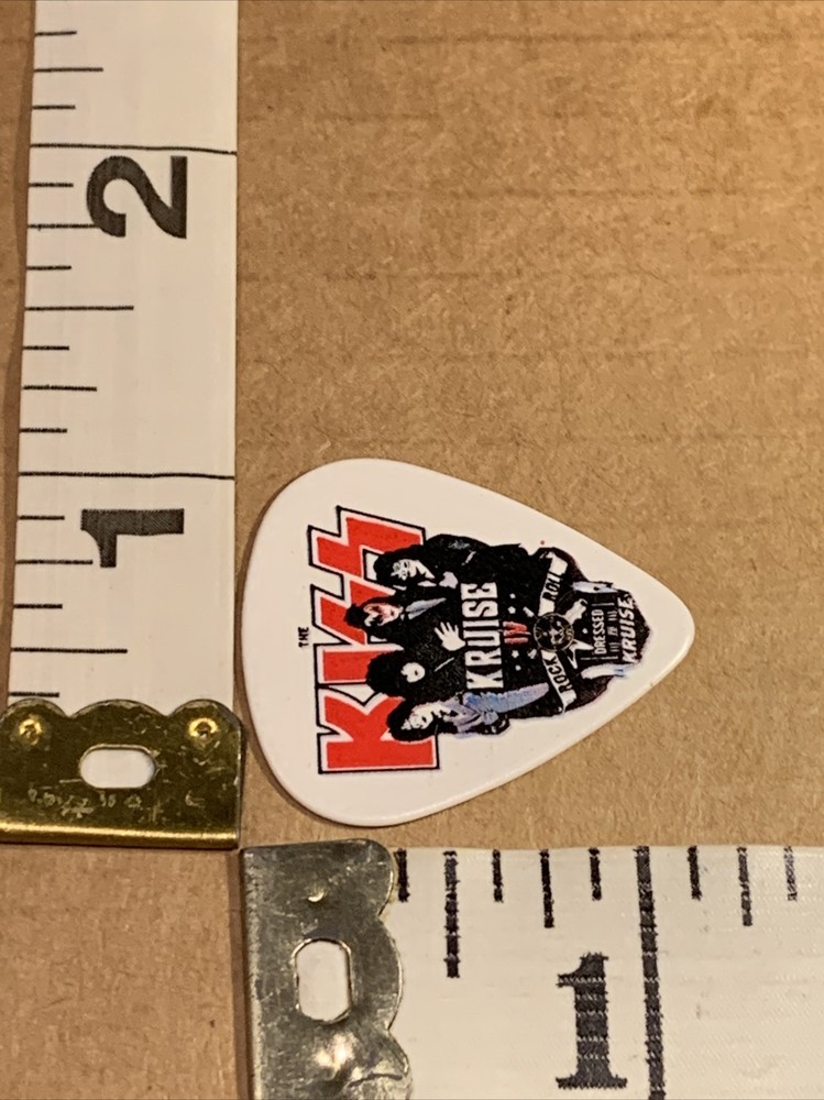 Vintage KISS 2014 Kruise IV Tour Guitar Pick,GENE SIMMONS Guitar Pick KISS Pick