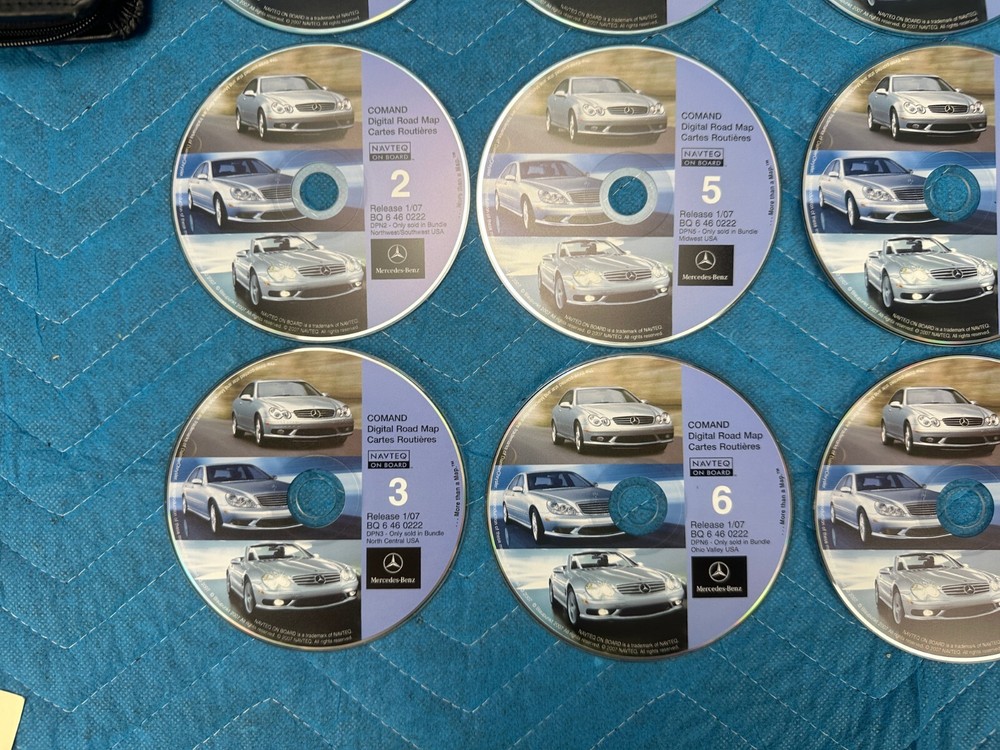 Mercedes G500 Comand Navigation CD Map 10pc Set w/ Case 2004 OEM