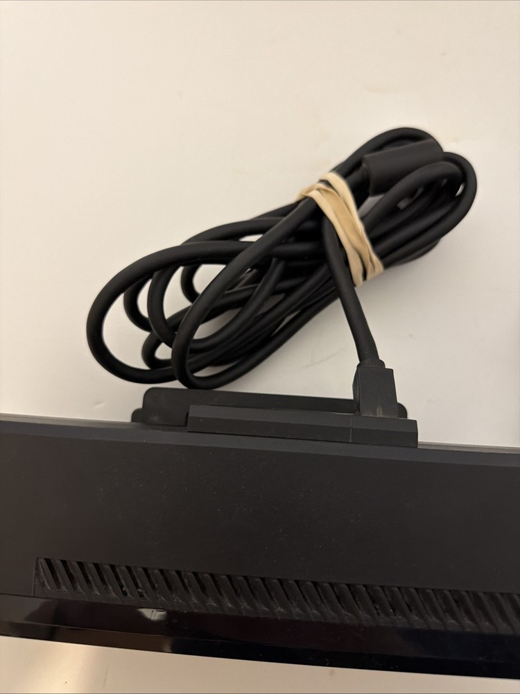 Lot Of 2 Microsoft Xbox One Kinect Sensor Camera OEM w/ Cable