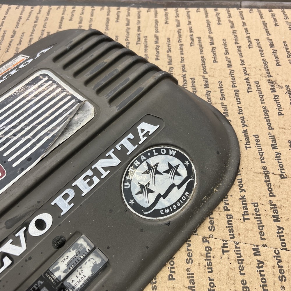 Volvo penta 4.3 GXI engine cover
