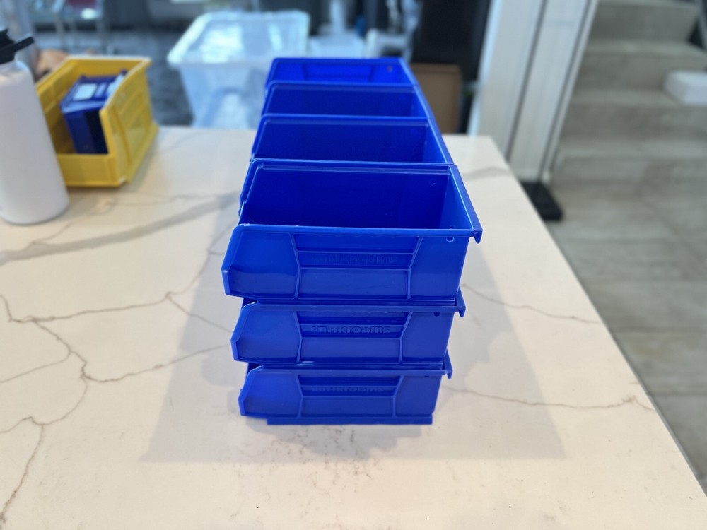 (12Pack) 30220 AkroBins 7-1/2" x 4" x 3" Plastic Stackable Storage Container