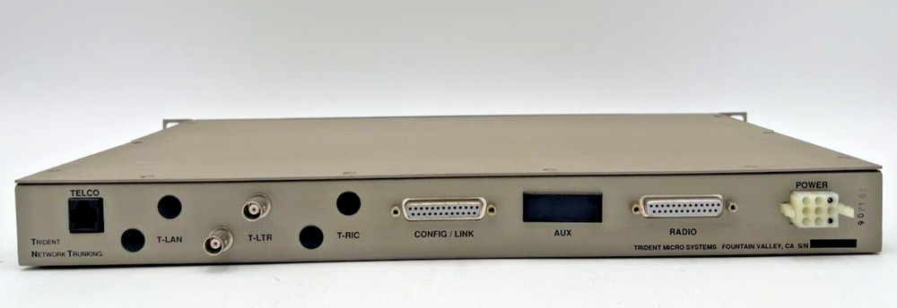 TNT TRIDENT NETWORK TRUNKING CONTROLLER 2 ADAPTERS ON BACK