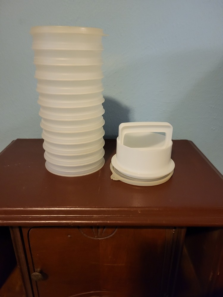 vintage tupperware / HAMBUGER PATTY PRESS