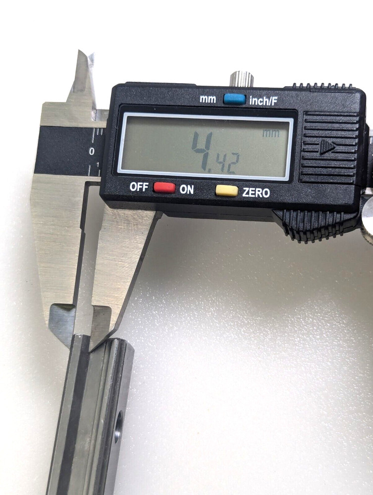 THK Linear Guide Rail UHE05936-GK RAIL 8 5/8" LONG