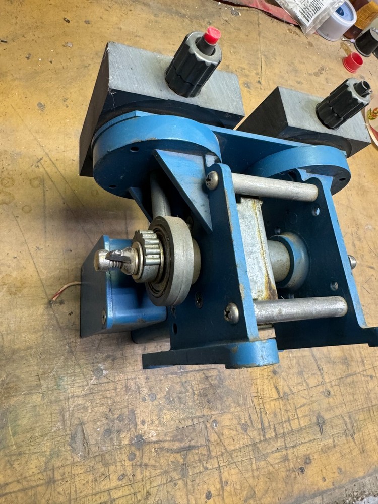 Blue White Ind. Chem-Feed C-3500 variable speed diaphragm metering pump