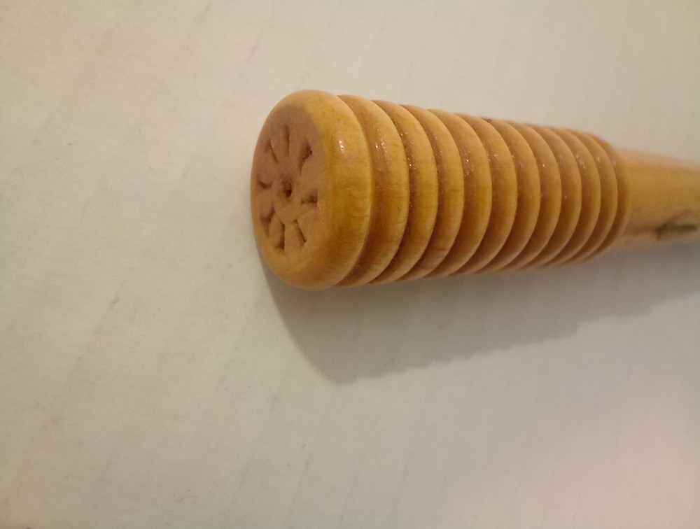 Pattern Tracing Wheel Wooden Handle Sewing Tool 4-7/8" Long