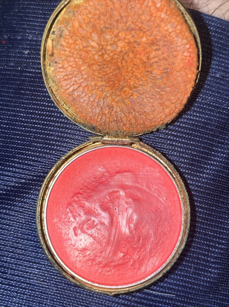 Vintage Lady Esther Mini Sample Compact Chicago Shade 2