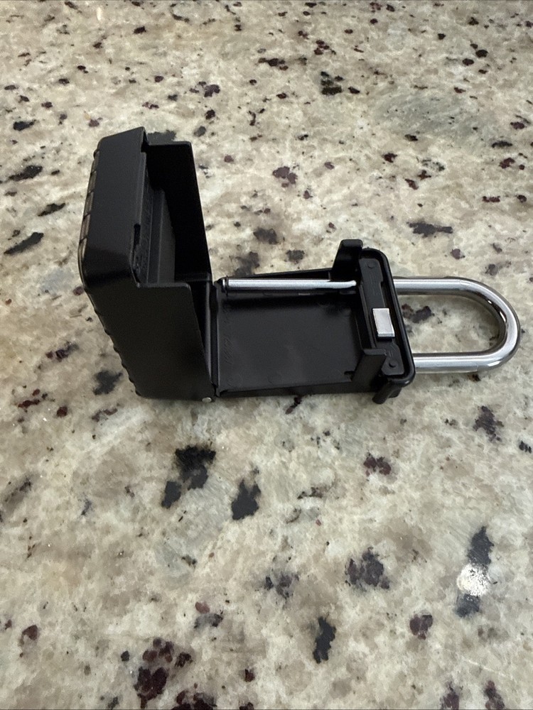 Realtor lock key box 4 digit combination