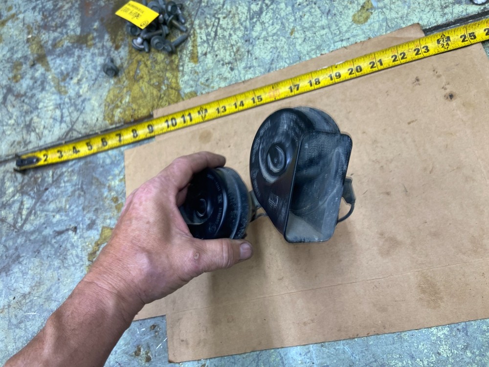 03-06 EXPEDITION HORNS