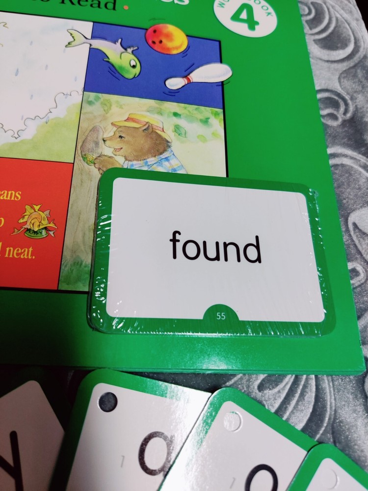 Hooked on Phonics Learn to Read Level 4 Complete Box Set with Workbook