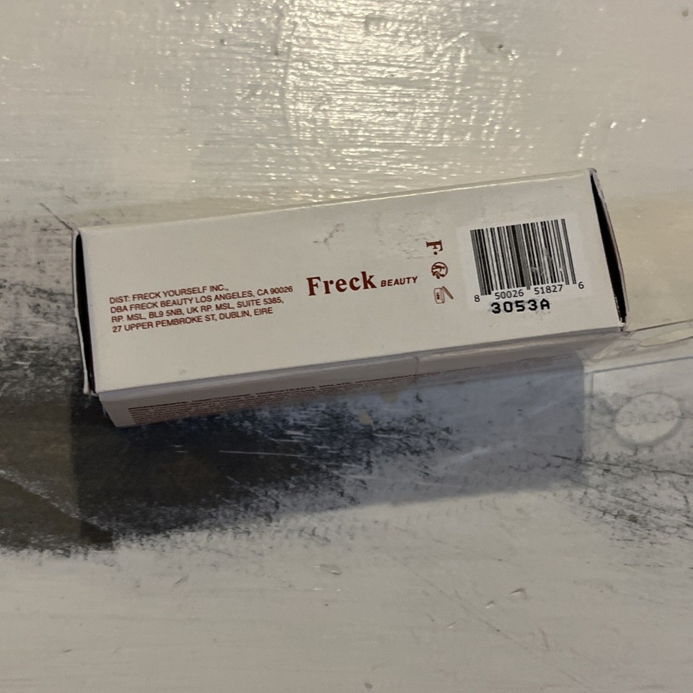 FACE HACK DEEP VERY DEEP COOL UNDERTONES SCULPTING BRONZER