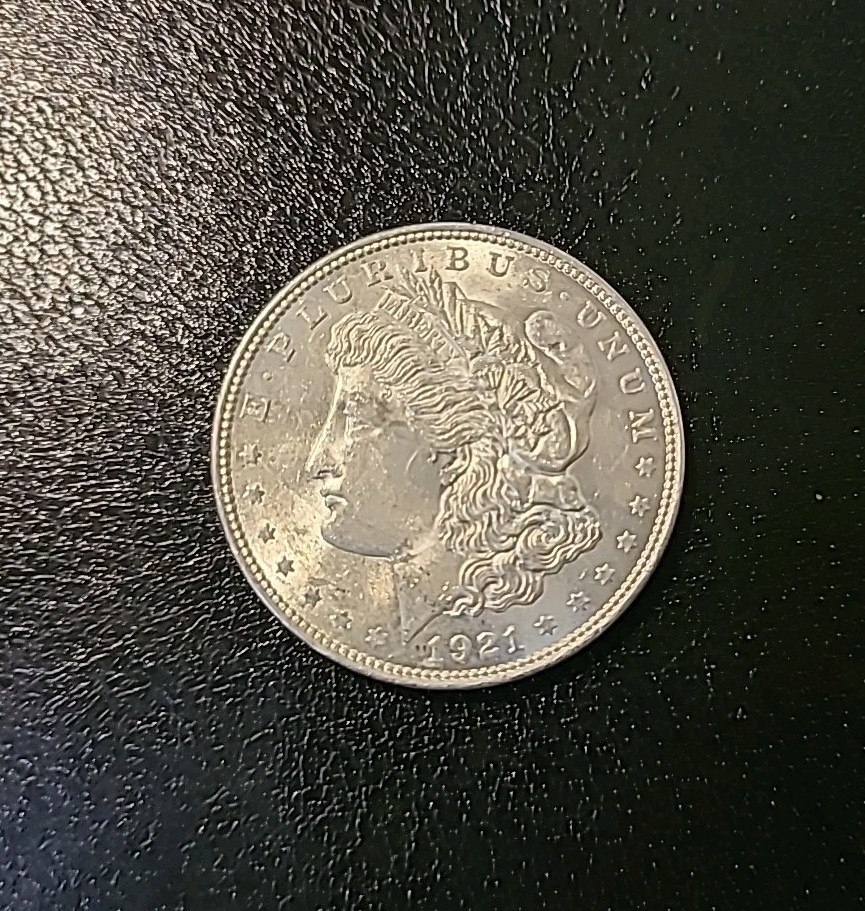 1921 P MORGAN SILVER DOLLAR XF+/AU CONDITION
