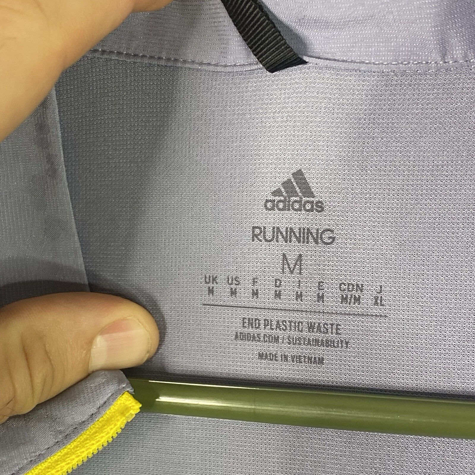 Adidas 2023 Boston Marathon Celebration Jacket Mens Medium Running HY0263 - New