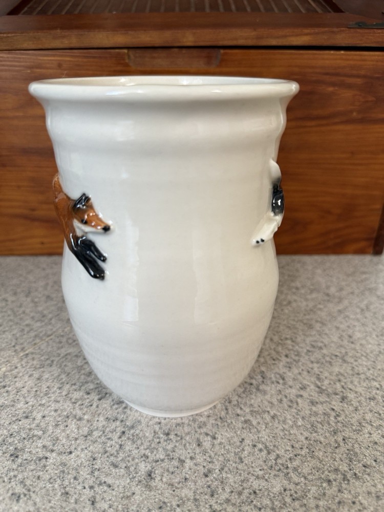 VTG Fox And Hound Vase! Foxfield 1983