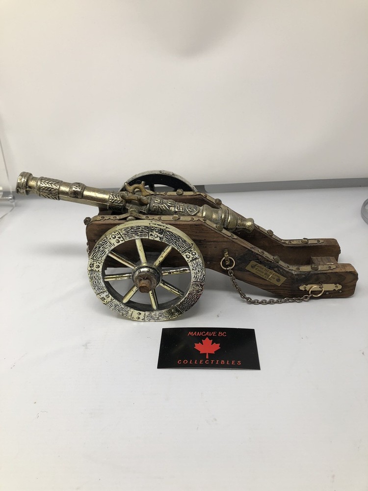 Cannon Replica