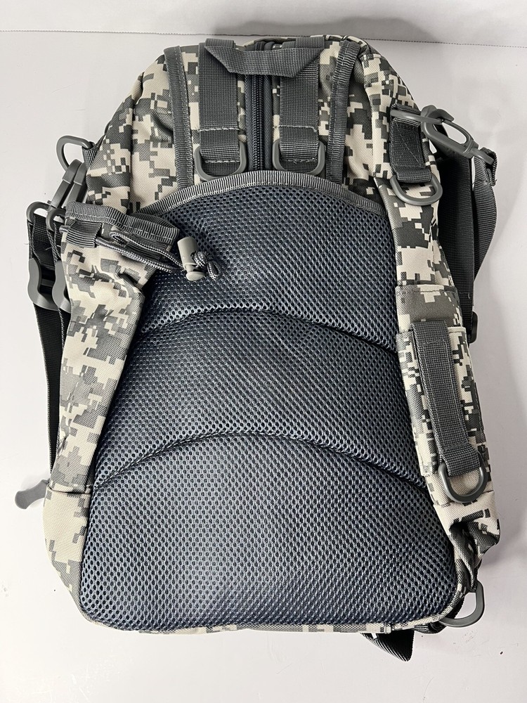 PLUSINNO Fishing Tackle Backpack Storage Digital Camo