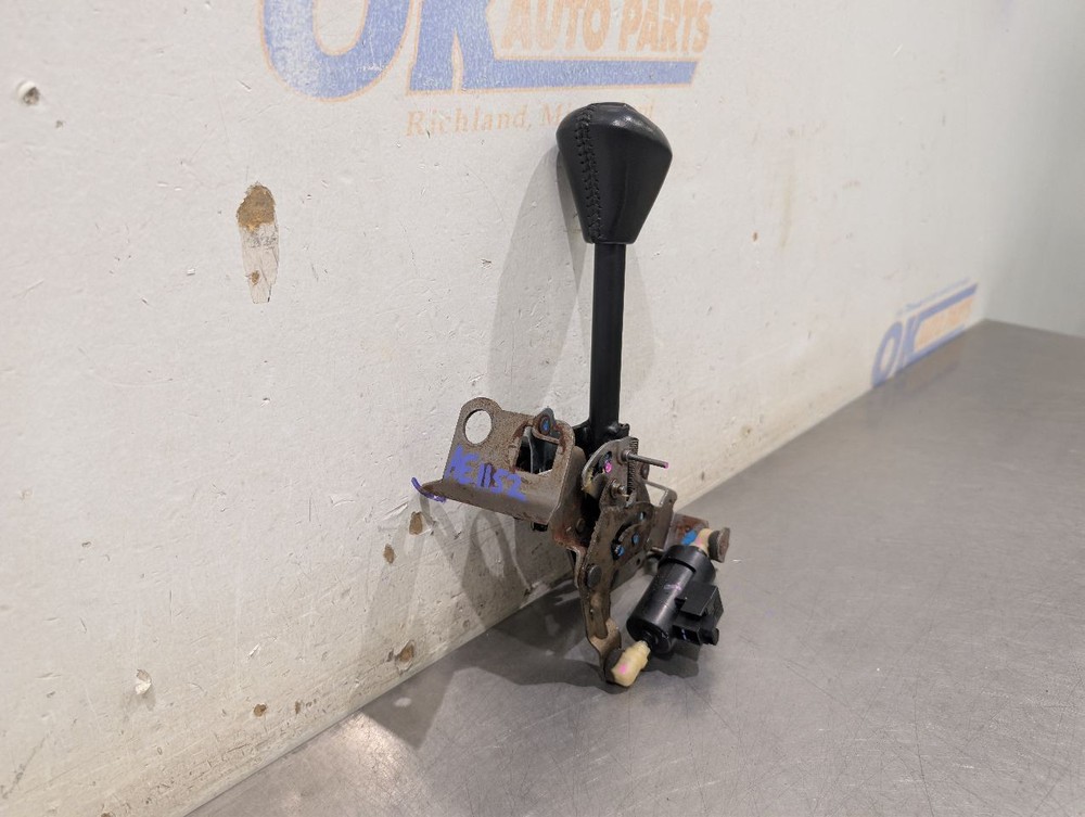 96 CHEVY CORVETTE C4 AUTOMATIC TRANSMISSION SHIFTER