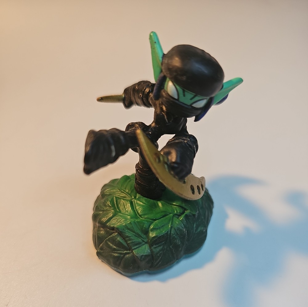 Skylanders Swap Force Stealth Elf Figure by Activision.