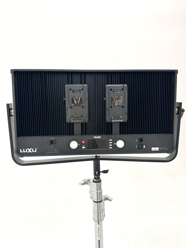 Luxli Taiko 2x1 RGB LED Light Panel (Complete Kit)