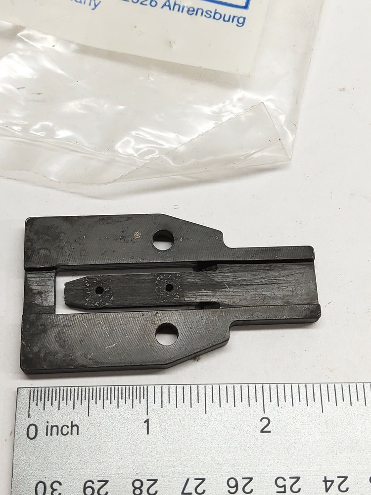 BEA FASTENER BACK NOSE 14405676 (NEW)