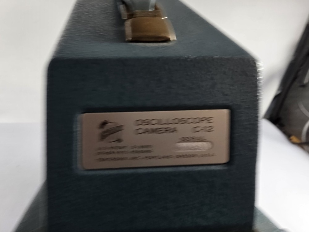 Tektronix C-12 Oscilloscope Camera C12