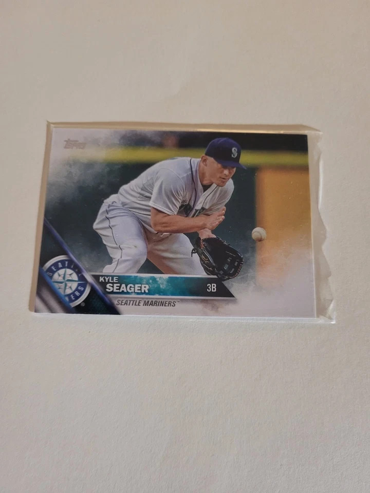 !!!      KYLE SEAGER   TOPPS   BASEBALL  CARD $$