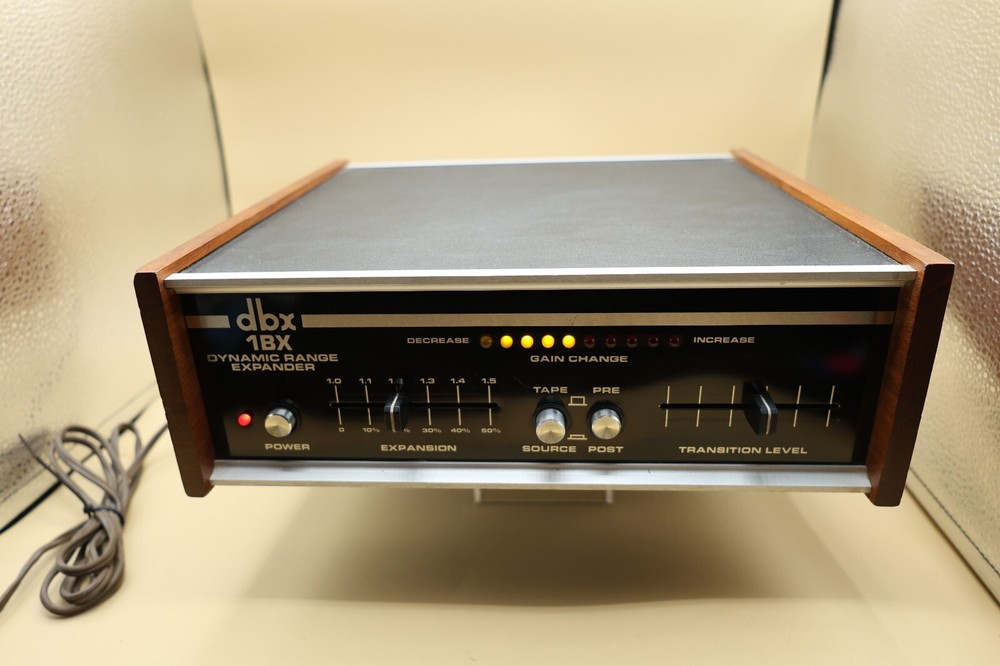 DBX 1BX Dynamic Range Expander- Newton, MA. Dut's Deals