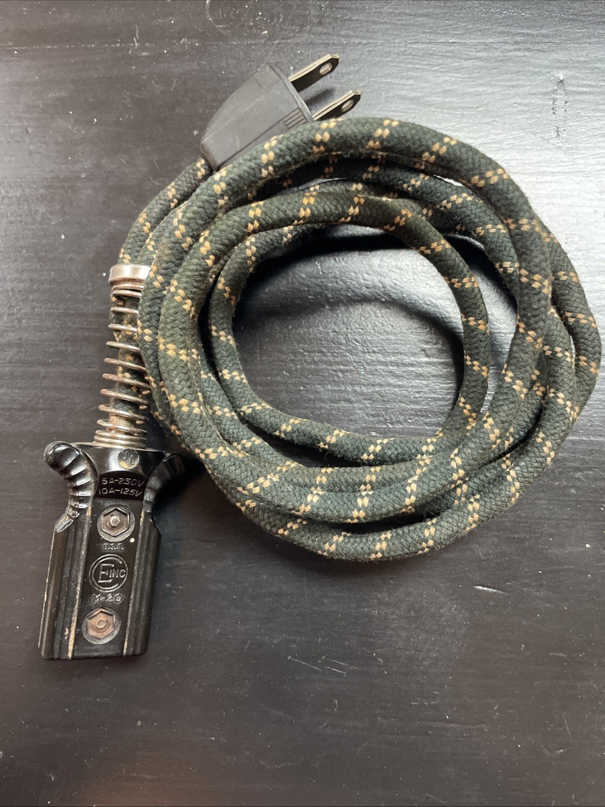 Two (2) 2-Prong Appliance Power Cords Spring Cloth Covered Bakelite Vintage