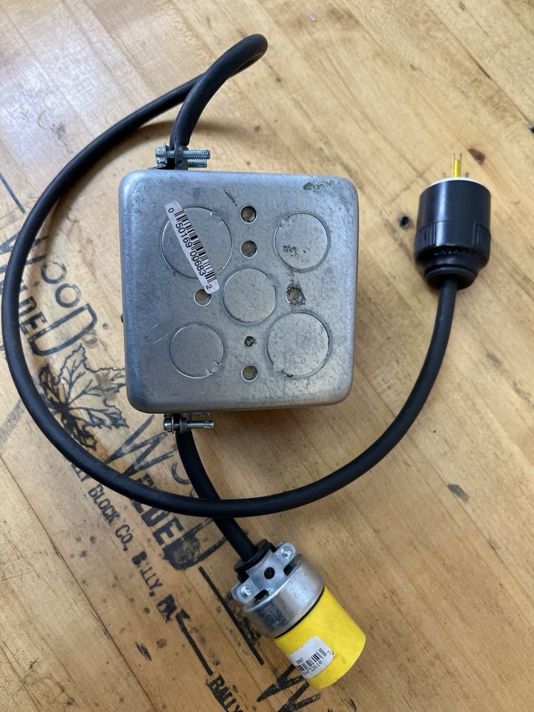 Superior Electric 10B Powerstat Variable Transformer in Electric Box Mounting