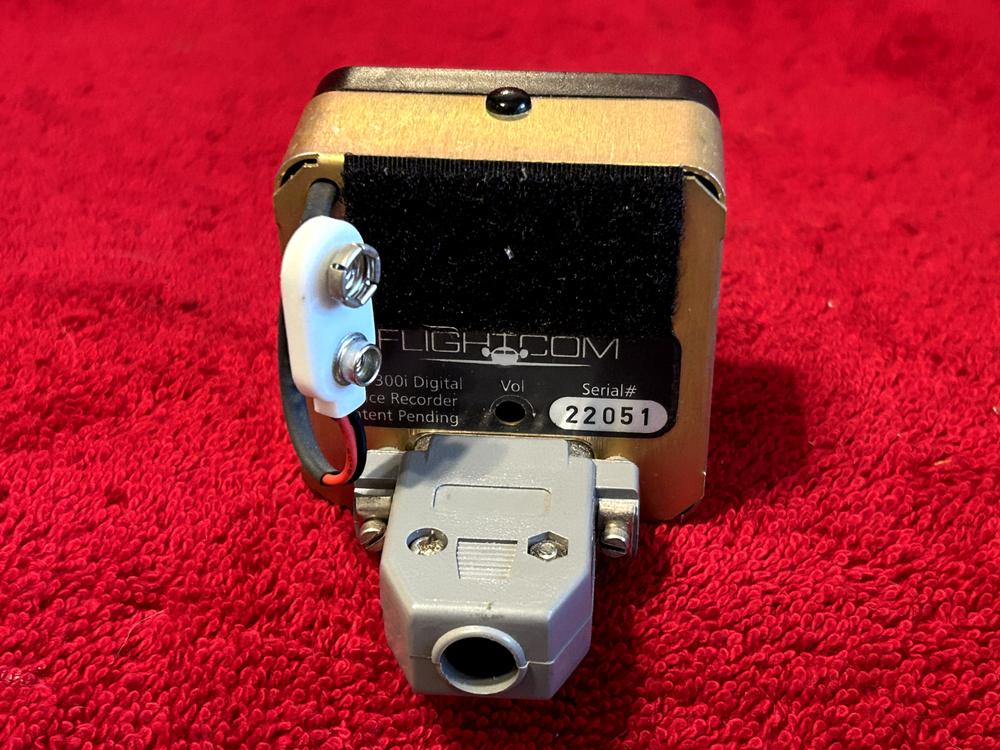 FLIGHTCOM DVR 300i-XT DIGITAL VOICE RECORDER